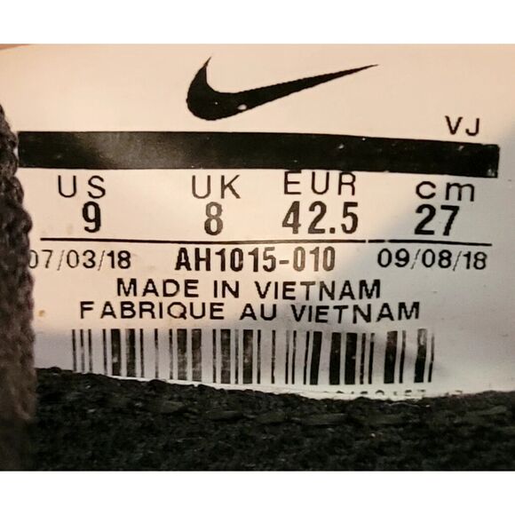 Nike Black Flyknit Odyessy React Running Shoe Lightweight Athletic Footwear 9 - Picture 2 of 9